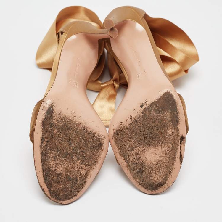 مملوكة مسبقًا Gianvito Rossi Gold Satin Gala Ankle Wrap Sandals Size 36