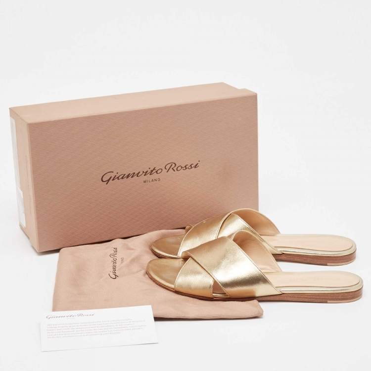 Pre Owned Gianvito Rossi Gold Leather Flat Slides Size 38.5