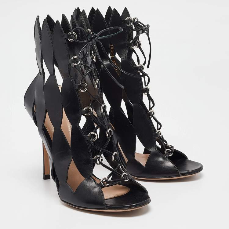Pre Owned Gianvito Rossi Black Cutout Leather Lace Up Ankle Booties Size 38.5