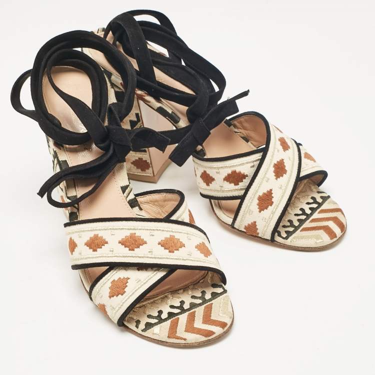 Pre Owned Gianvito Rossi Multicolor Canvas Cheyenne Ankle Strap Sandals Size 39