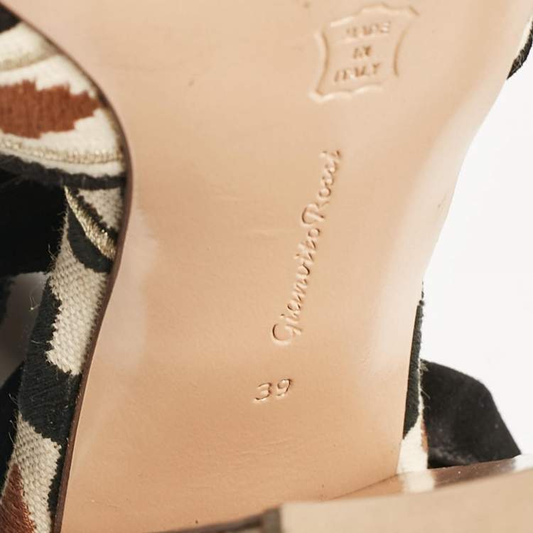 Pre Owned Gianvito Rossi Multicolor Canvas Cheyenne Ankle Strap Sandals Size 39