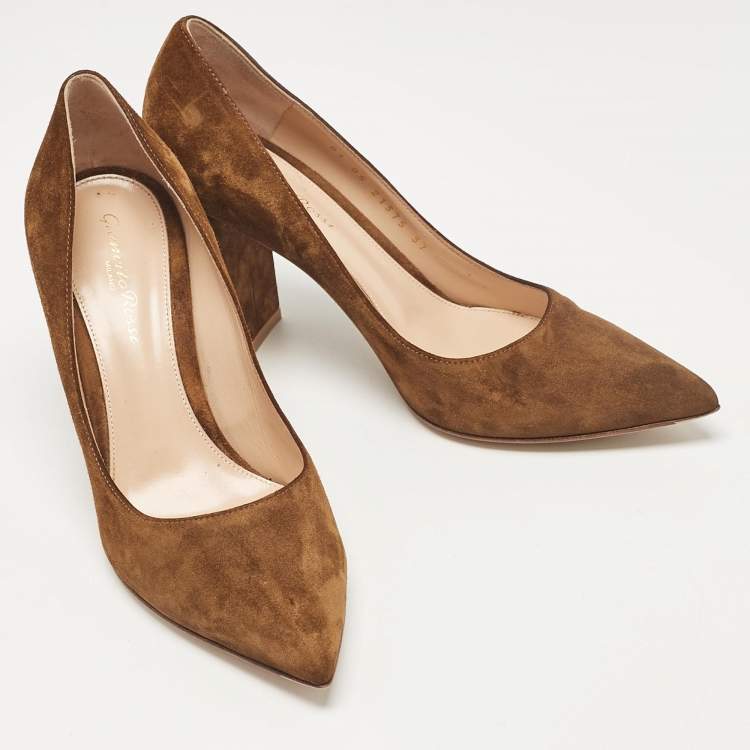 Pre Owned Gianvito Rossi Brown Suede Block Heel Pumps Size 37