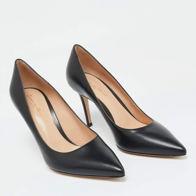 Pre Owned Gianvito Rossi Black Leather Pointed Toe Pumps Size 38