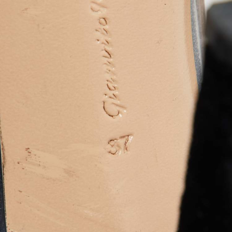 Pre Owned Gianvito Rossi Black Velvet and PVC Plexi Pointed Toe Pumps Size 37