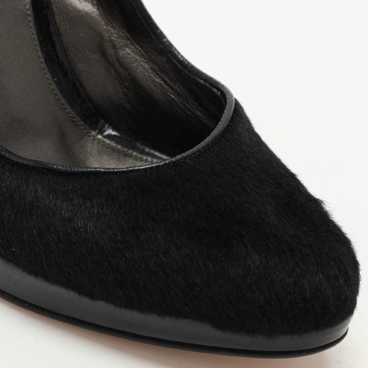 Pre Owned Gianvito Rossi Black Calf Hair and Patent Leather Pumps Size 38.5