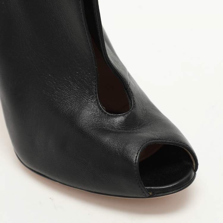 Pre Owned Gianvito Rossi Black Leather Vamp Booties Size 35.5