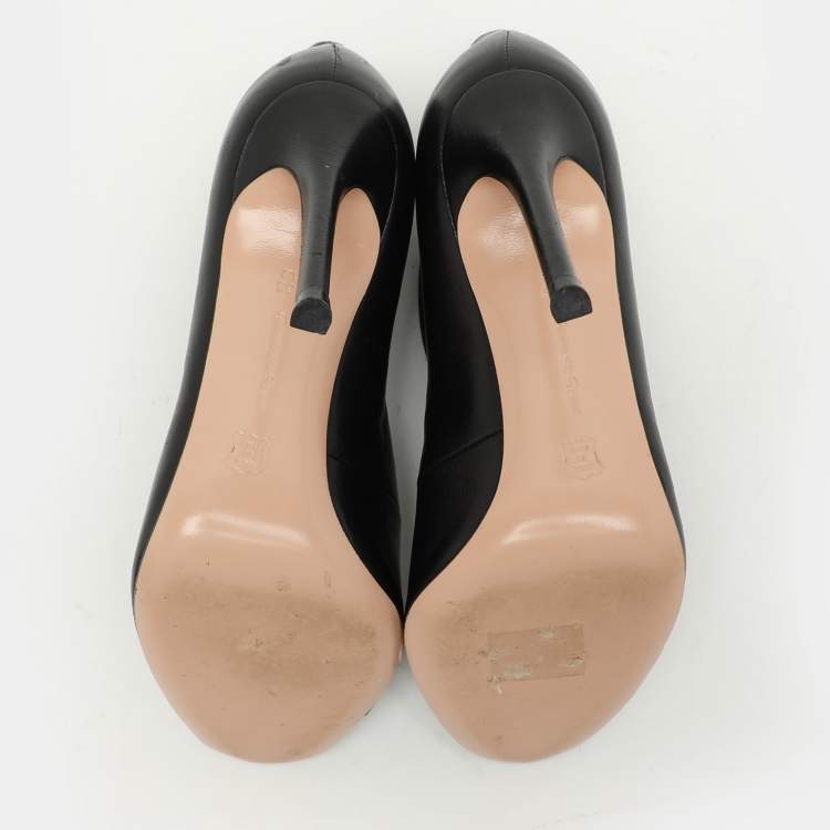 Pre Owned Gianvito Rossi Black Leather Vamp Booties Size 35.5