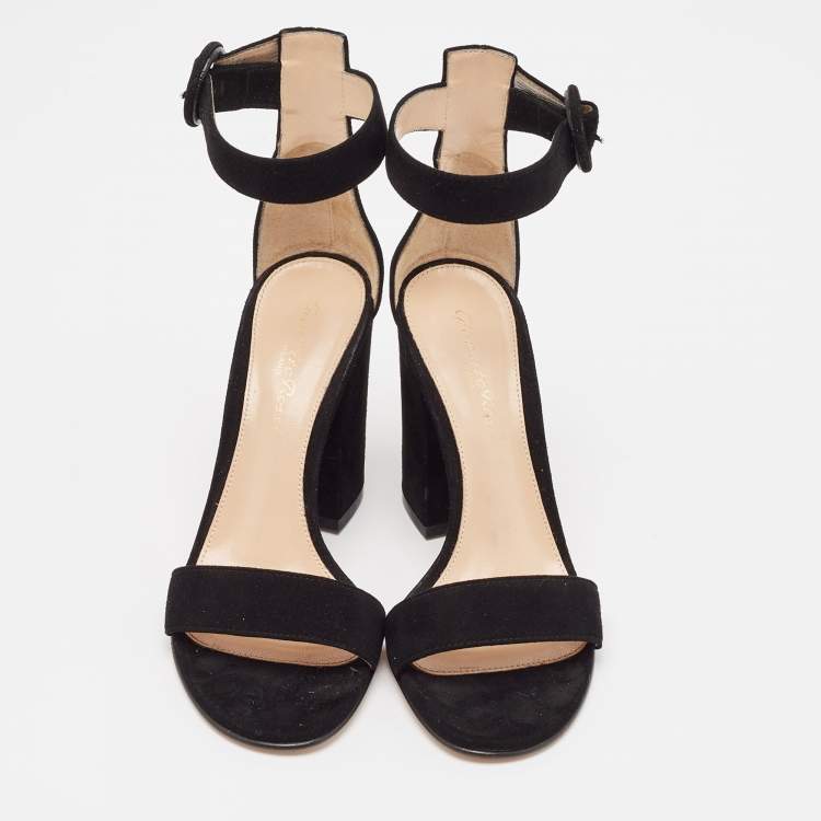 Pre Owned Gianvito Rossi Black Suede Versilia Sandals Size 34.5