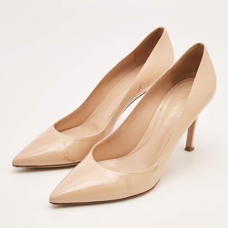 Pre Owned Gianvito Rossi Beige Patent Leather Gianvito  Pumps Size 38.5