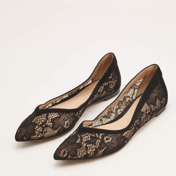 Pre Owned Gianvito Rossi Black Lace and Suede Ballet Flats Size 39