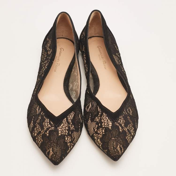 Pre Owned Gianvito Rossi Black Lace and Suede Ballet Flats Size 39