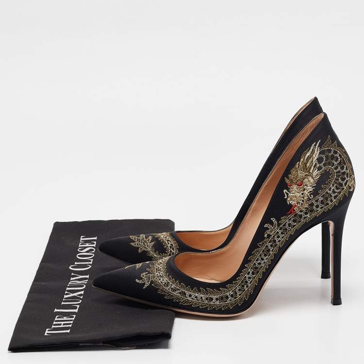 Pre Owned Gianvito Rossi Black Satin Dragon 100 Embroidered Pumps Size 38.5