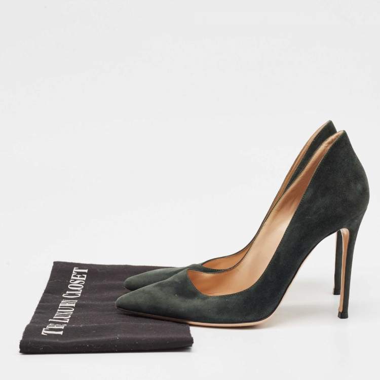 Pre Owned Gianvito Rossi Green Suede Gianvito Pointed Toe Pumps Size 40