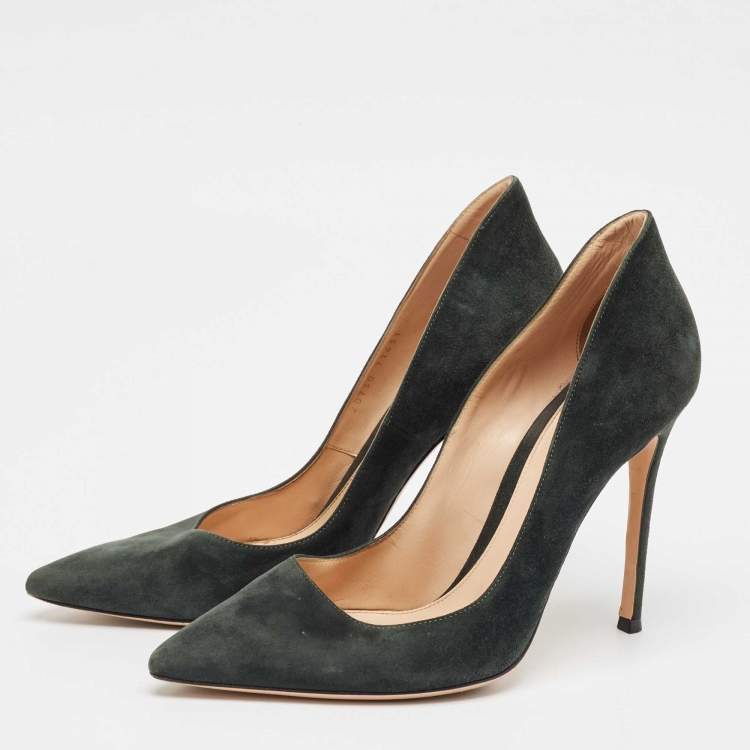 Pre Owned Gianvito Rossi Green Suede Gianvito Pointed Toe Pumps Size 40