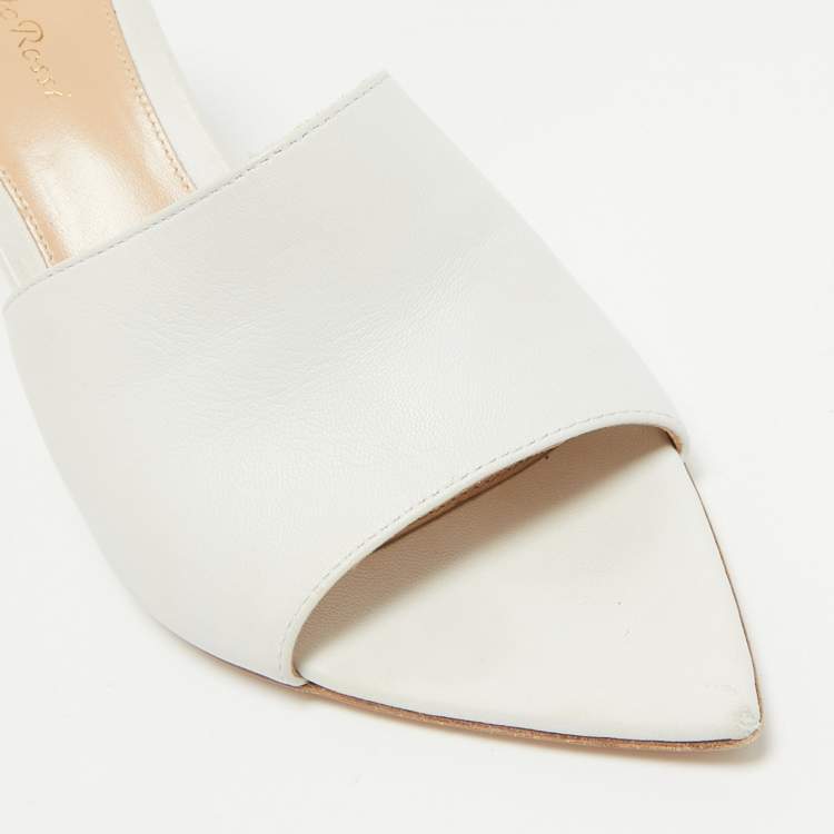 Pre Owned Gianvito Rossi White Leather Alise Mules Size 39