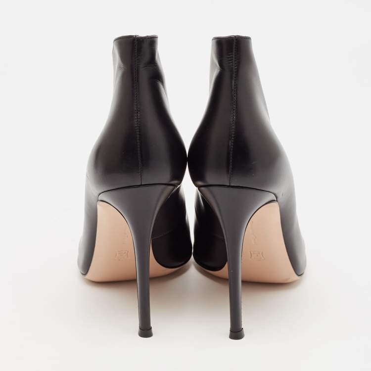 Pre Owned Gianvito Rossi Black Leather Vamp Booties Size 41