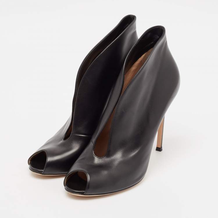 Pre Owned Gianvito Rossi Black Leather Vamp Booties Size 41