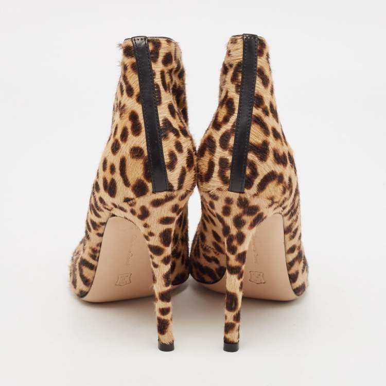 Pre Owned Gianvito Rossi Brown Calf Hair Vamp Booties Size 36