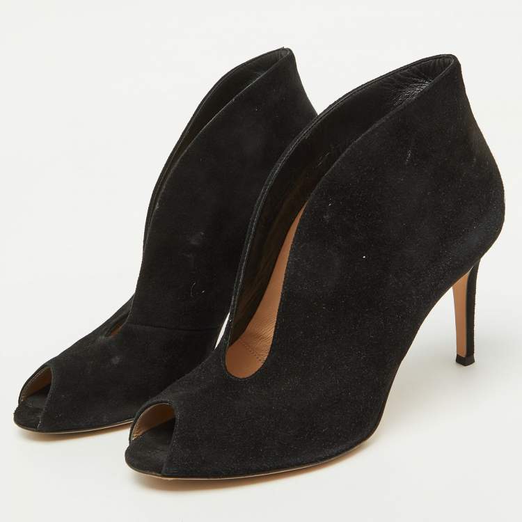 Pre Owned Gianvito Rossi Black Suede Vamp Peep Toe Ankle Booties Size 38.5