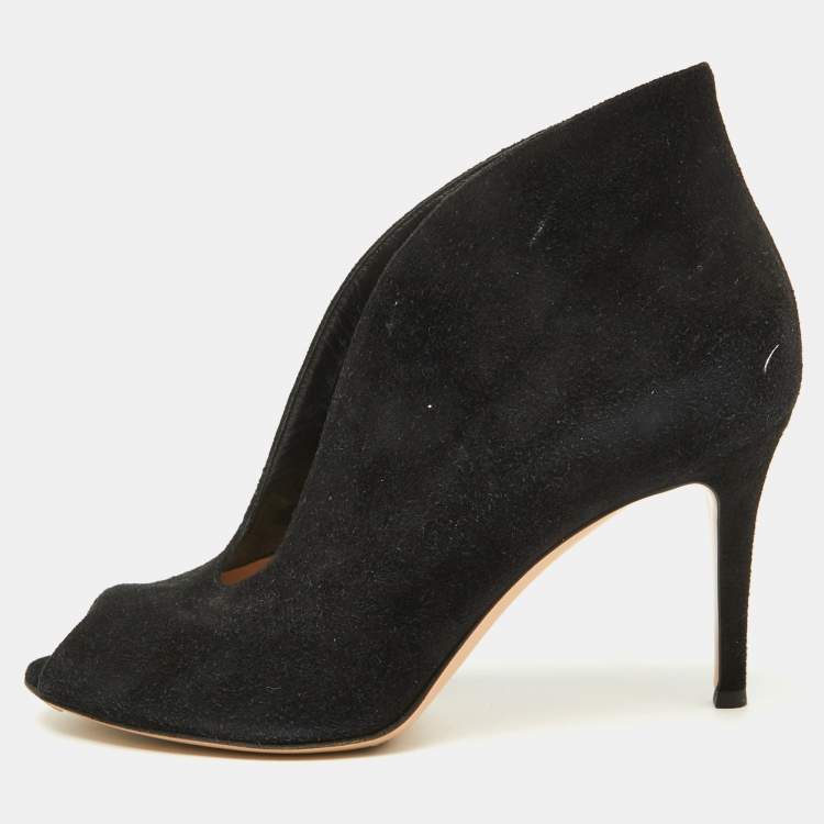 Pre Owned Gianvito Rossi Black Suede Vamp Peep Toe Ankle Booties Size 38.5