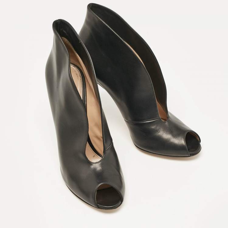 Pre Owned Gianvito Rossi Black Leather Vamp Booties Size 42