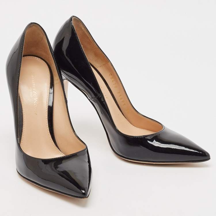 Pre Owned Gianvito Rossi Black Patent Leather Plexi Pumps Size 35