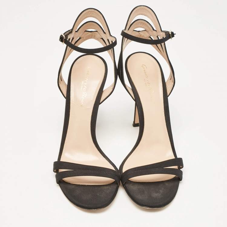 Pre Owned Gianvito Rossi Black Canvas Ankle Strap Sandals Size 37.5