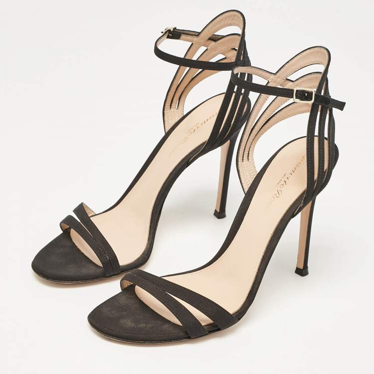 Pre Owned Gianvito Rossi Black Canvas Ankle Strap Sandals Size 37.5