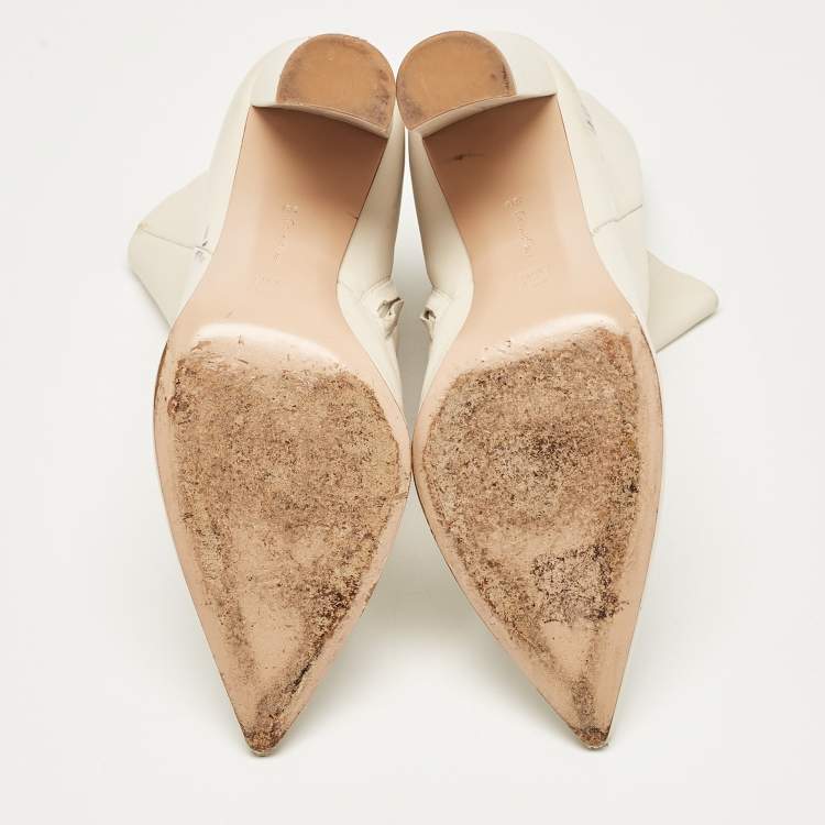 Pre Owned Gianvito Rossi Cream Leather Lyell Ankle Length Boots Size 39