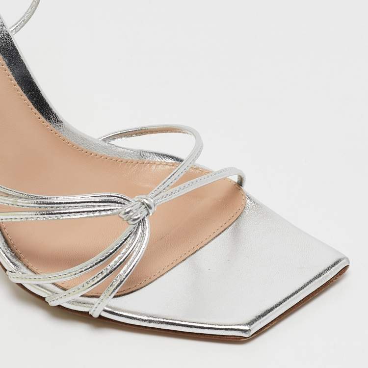 Pre Owned Gianvito Rossi Silver Leather Sylvie Sandals Size 37