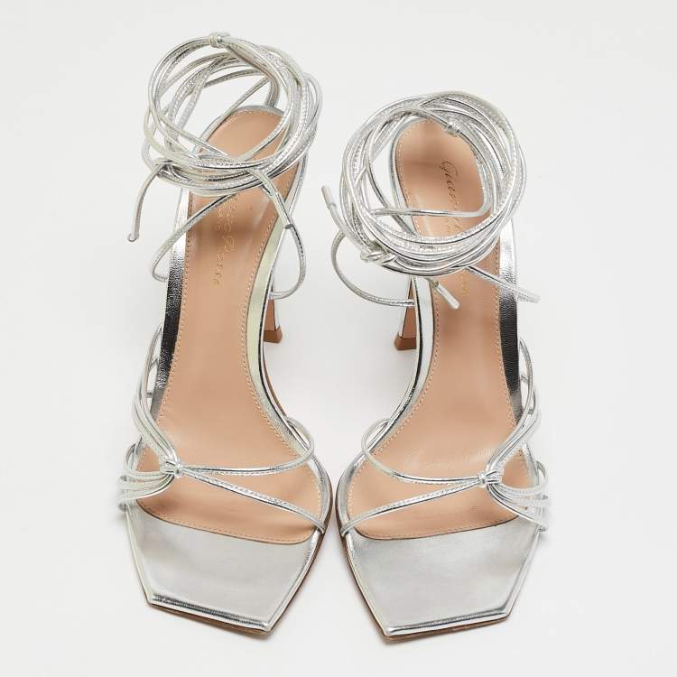 Pre Owned Gianvito Rossi Silver Leather Sylvie Sandals Size 37