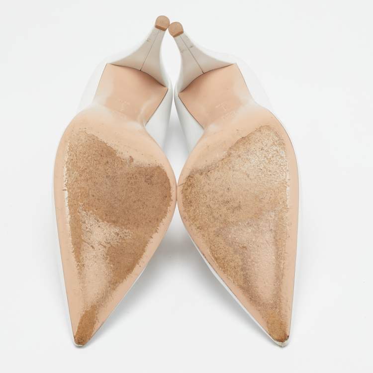 Pre Owned Gianvito Rossi White Leather Decollete Pumps Size 39.5