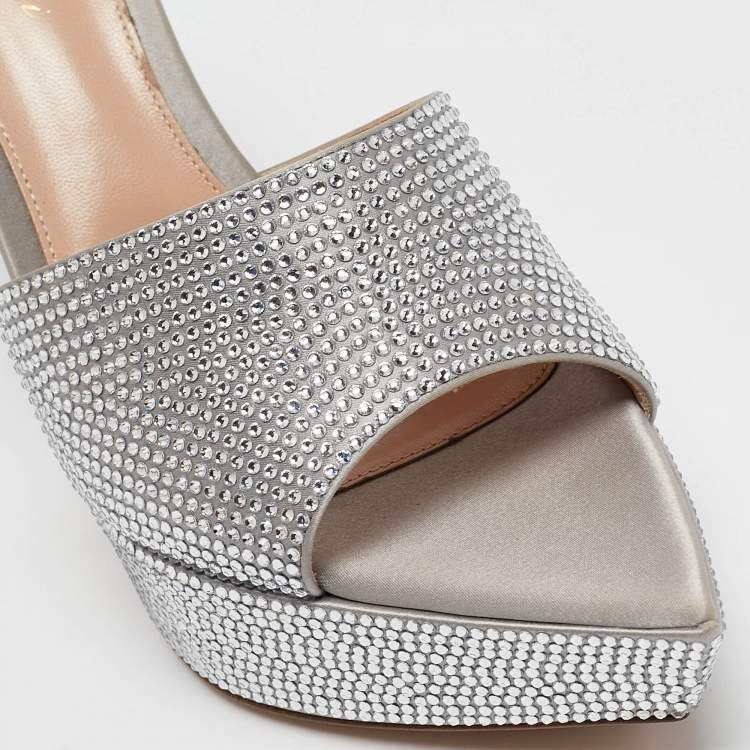 Pre Owned Gianvito Rossi Silver Satin Crystal Embellished Platform Slide Sandals Size 40