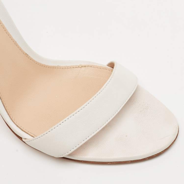 Pre Owned Gianvito Rossi White Leather Portofino Sandals Size 37.5