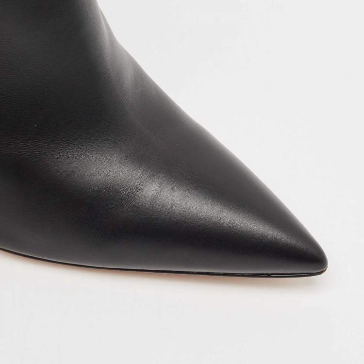 Pre Owned Gianvito Rossi Black Leather Ankle Length Boots Size 38.5