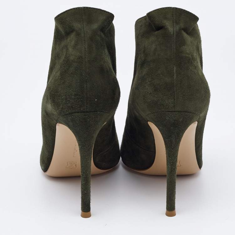 Pre Owned Gianvito Rossi Green Suede Vamp Boots Size 37.5