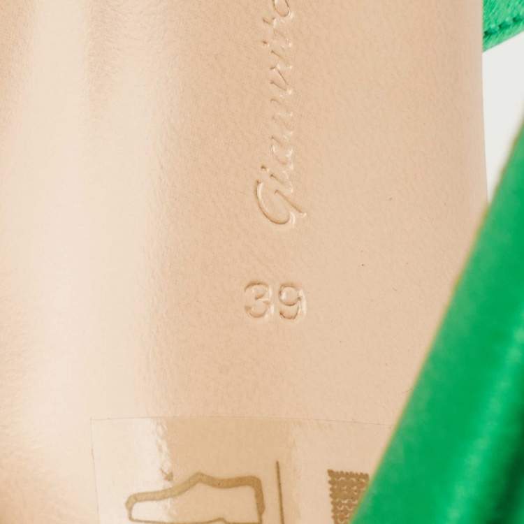 Pre Owned Gianvito Rossi Green Satin Jaipur Crystal Pointed Toe Mules Size 39