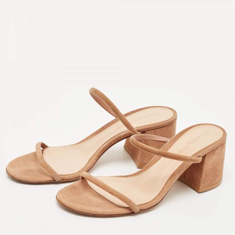Pre Owned Gianvito Rossi Beige Suede Slide Sandals Size 37.5