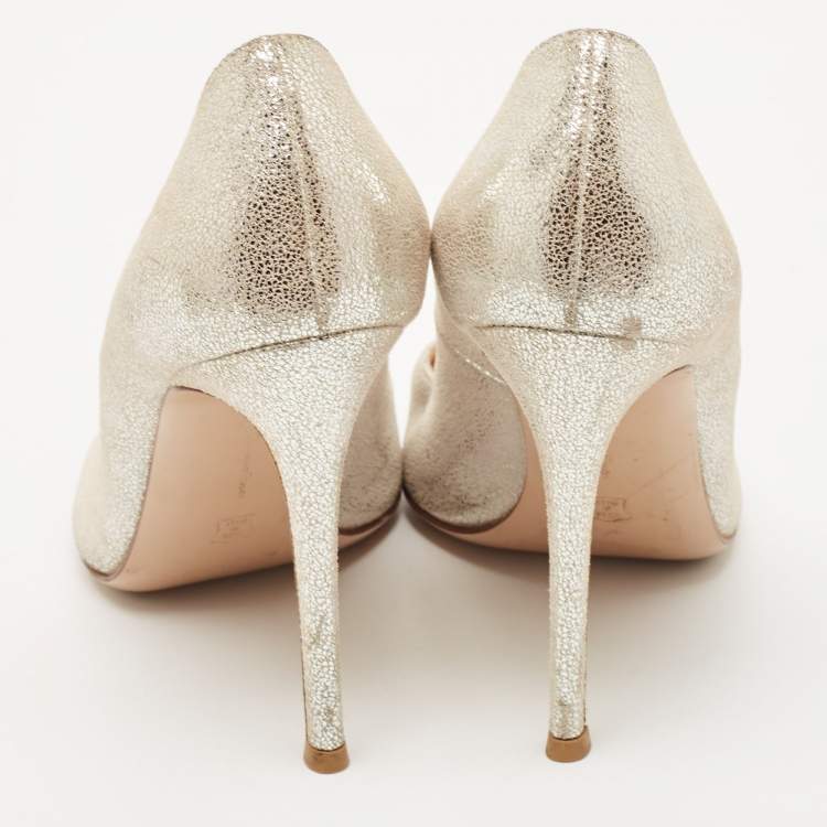 Pre Owned Gianvito Rossi Metallic Suede Pointed Toe Pumps Size 40