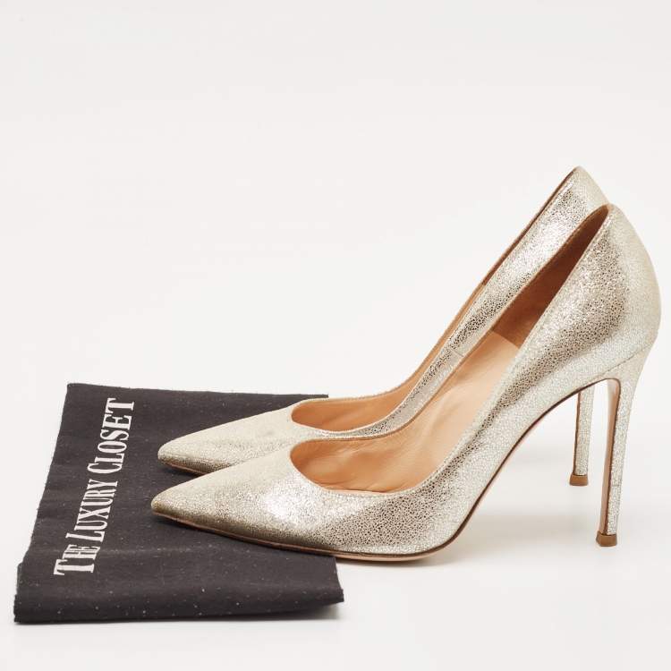 Pre Owned Gianvito Rossi Metallic Suede Pointed Toe Pumps Size 40