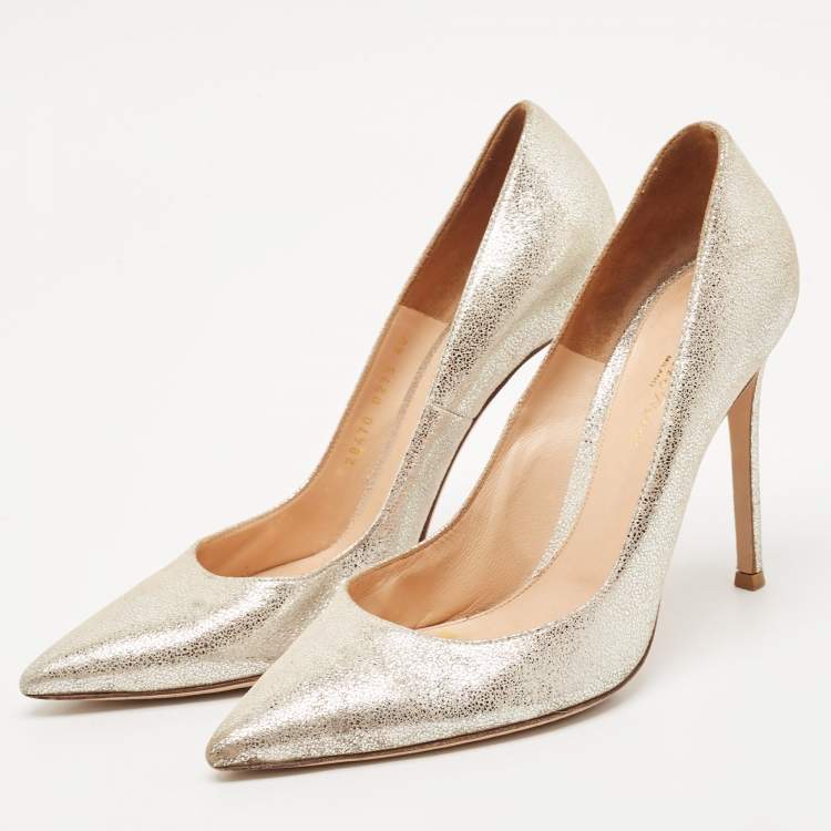 Pre Owned Gianvito Rossi Metallic Suede Pointed Toe Pumps Size 40