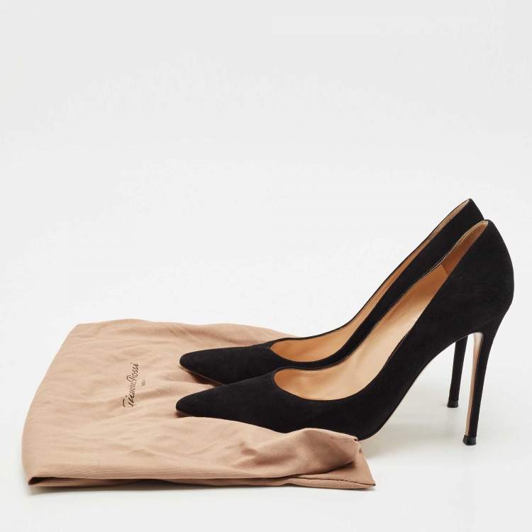 Pre Owned Gianvito Rossi Black Suede Pointed Toe Pumps Size 41