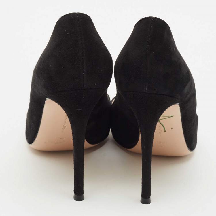 Pre Owned Gianvito Rossi Black Suede Pointed Toe Pumps Size 41