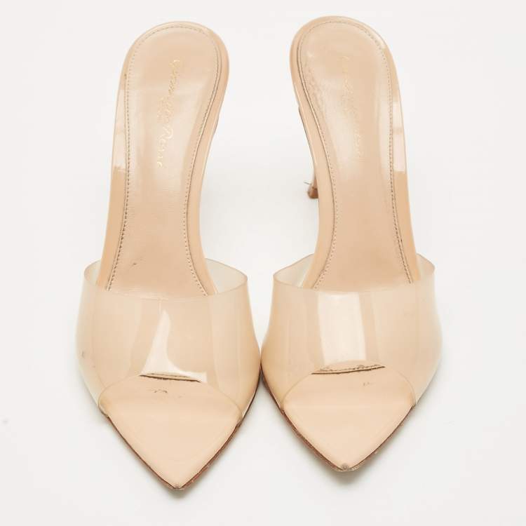 Pre Owned Gianvito Rossi Beige PVC Elle Slide Mules Size 38.5