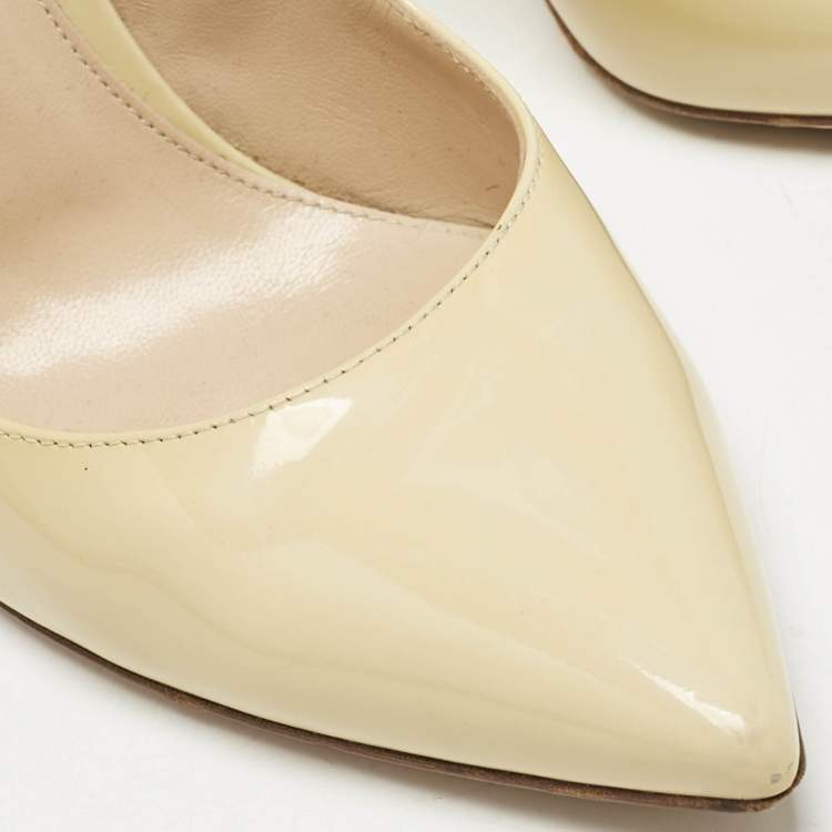 Pre Owned Gianvito Rossi Beige Patent Leather Pointed Toe Pumps Size 39