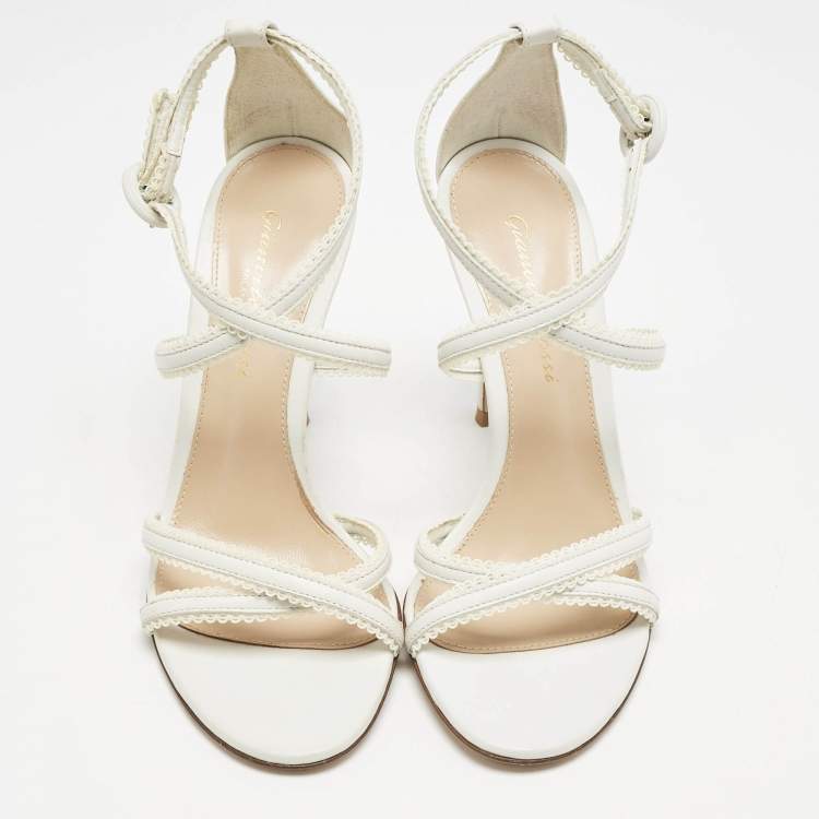 Pre Owned Gianvito Rossi White Leather Scalloped Lace Trim Ankle Strap Sandals Size 35