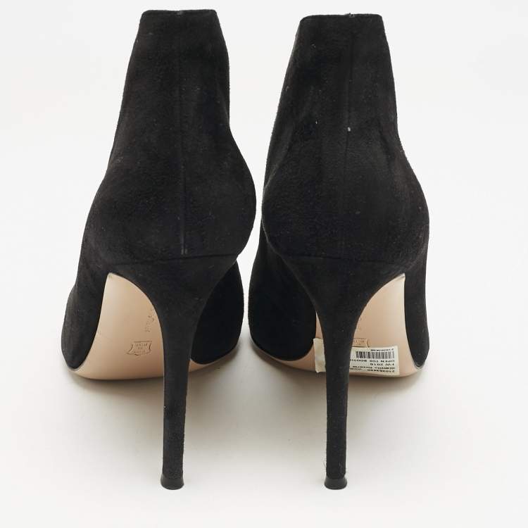 Pre Owned Gianvito Rossi Black Suede Vamp Booties Size 40