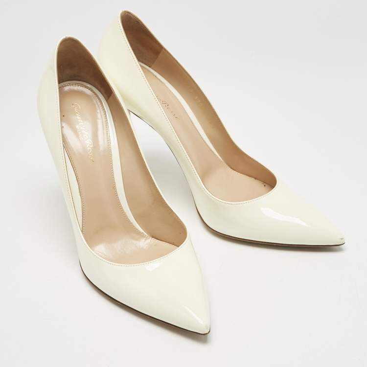Pre Owned Gianvito Rossi Off White Patent Leather Gianvito Pumps Size 40.5