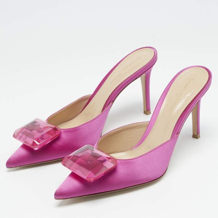 Pre Owned Gianvito Rossi Pink Satin Jaipur Heel Mules Size 39