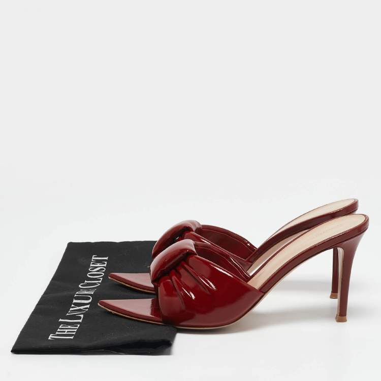 Pre Owned Gianvito Rossi Burgundy Leather Amour Mules Size 40.5